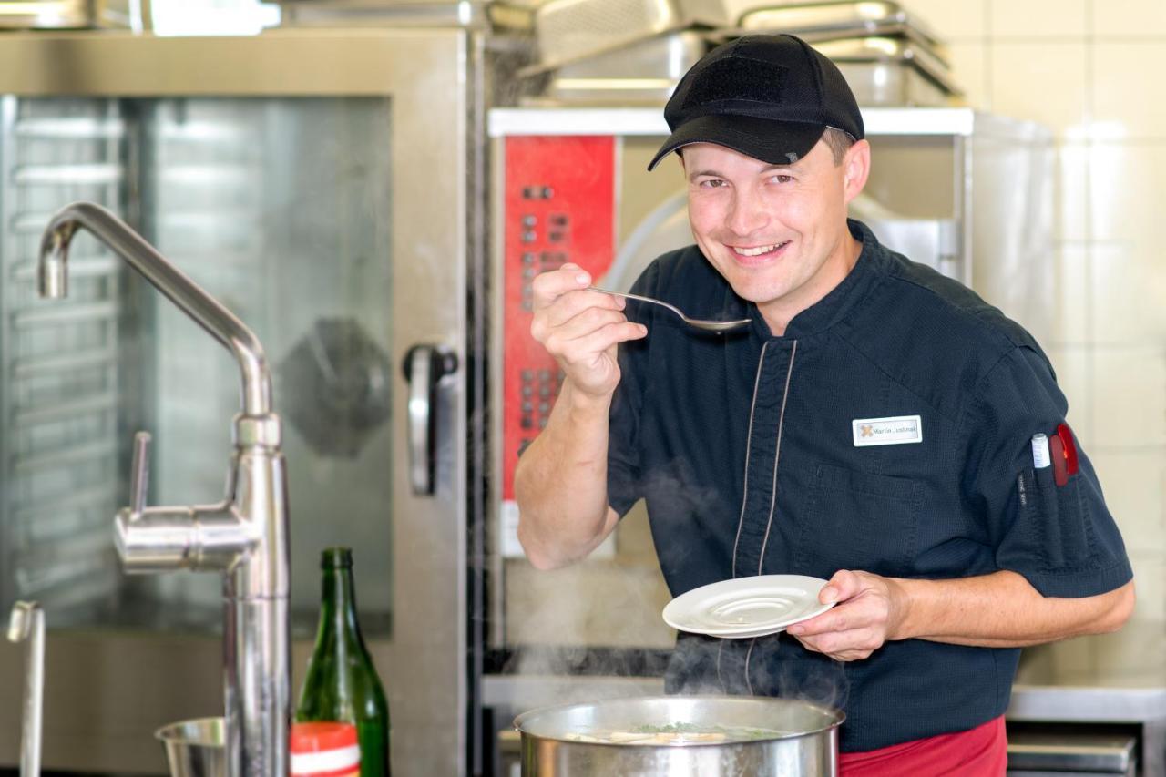 兰德加斯霍夫十字架酒店 Kappel bei Olten 外观 照片
